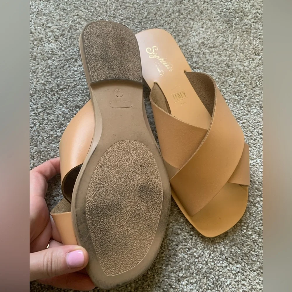 Seychelles Signature Relaxation Sandal - Picture 2 of 3